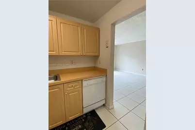 9350 Fontainebleau Blvd #602, Miami, FL 33172 - Photo 13