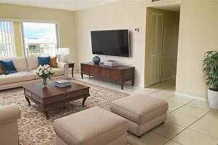 9350 Fontainebleau Blvd, Miami, FL 33172 - Photo 7