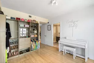 1451 Brickell Ave, Miami, FL 33131 - Photo 9