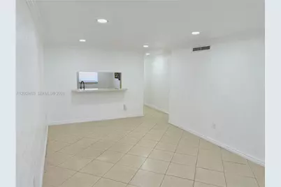 1100 W 35th St #8, Hialeah, FL 33012 - Photo 9