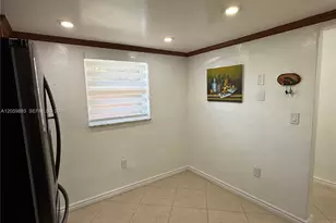 1100 W 35th St, Hialeah, FL 33012 - Photo 15