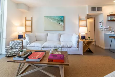 10275 Collins Ave #519, Bal Harbour, FL 33154 - Photo 7