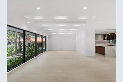 20001 NE 25th Ave, Miami, FL 33180 - Photo 19
