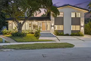 20001 NE 25th Ave, Miami, FL 33180 - Photo 3