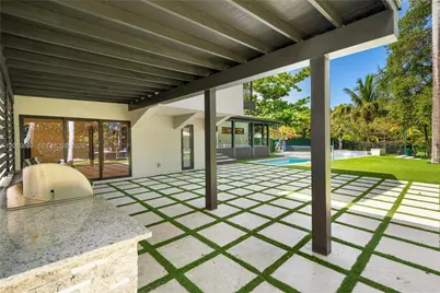 20001 NE 25th Ave, Miami, FL 33180 - Photo 105