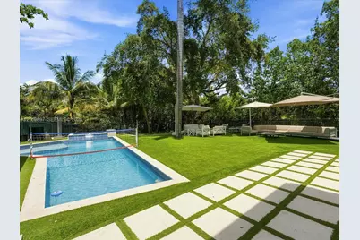 20001 NE 25th Ave, Miami, FL 33180 - Photo 91