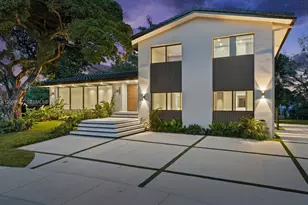 20001 NE 25th Ave, Miami, FL 33180 - Photo 1