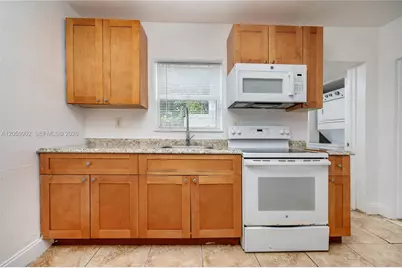9050 NW 31st Ave #3, Miami, FL 33147 - Photo 9