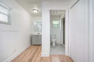 9050 NW 31st Ave, Miami, FL 33147 - Photo 17