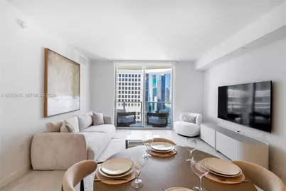 77 SE 5th St #3914, Miami, FL 33131 - Photo 1