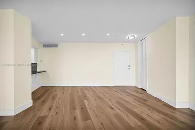 2451 Brickell Ave #5G, Miami, FL 33129 - Photo 37