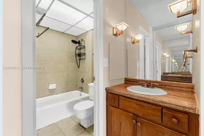 3650 Inverrary Dr #3A, Lauderhill, FL 33319 - Photo 9