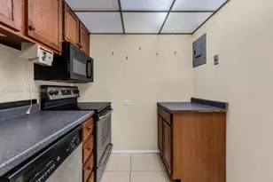 3650 Inverrary Dr, Lauderhill, FL 33319 - Photo 5