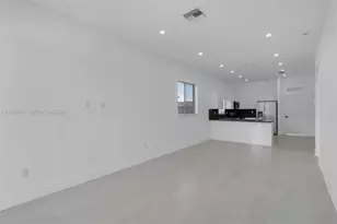 18362 SW 102nd Pl, Miami, FL 33157 - Photo 5