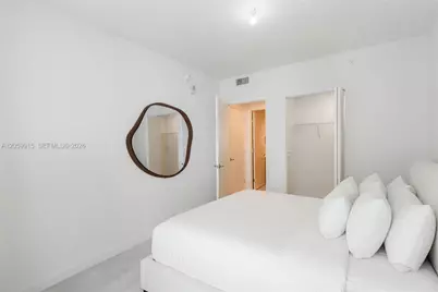 77 SE 5th St #1910, Miami, FL 33131 - Photo 7
