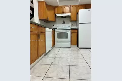 1121 SW 105th Ave #308, Miami, FL 33174 - Photo 3