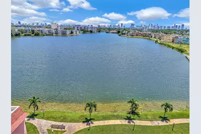 18555 NE 14th Ave #502, Miami, FL 33179 - Photo 43
