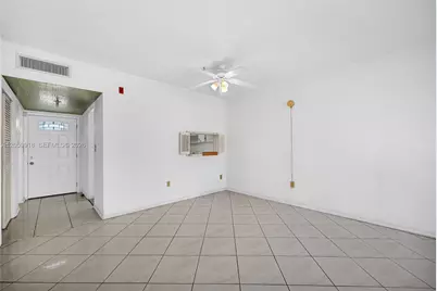 18555 NE 14th Ave #502, Miami, FL 33179 - Photo 7