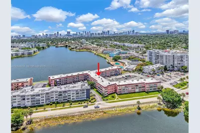 18555 NE 14th Ave #502, Miami, FL 33179 - Photo 41