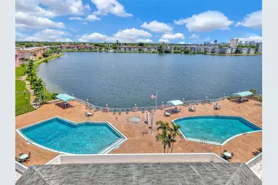 18555 NE 14th Ave #502, Miami, FL 33179 - Photo 37