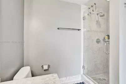 244 Biscayne Blvd #3409, Miami, FL 33132 - Photo 39