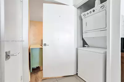 244 Biscayne Blvd #3409, Miami, FL 33132 - Photo 41