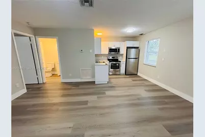 1011 SW 8th St #D, Hallandale Beach, FL 33009 - Photo 1