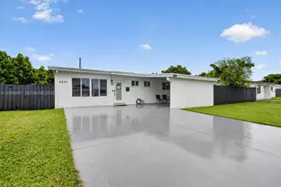6601 SW 6th St, Pembroke Pines, FL 33023 - Photo 3
