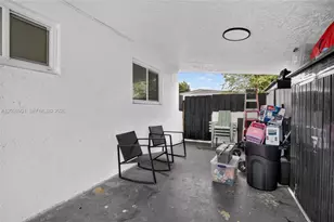 6601 SW 6th St, Pembroke Pines, FL 33023 - Photo 29
