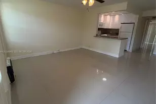 421 Tilford T, Deerfield Beach, FL 33442 - Photo 3