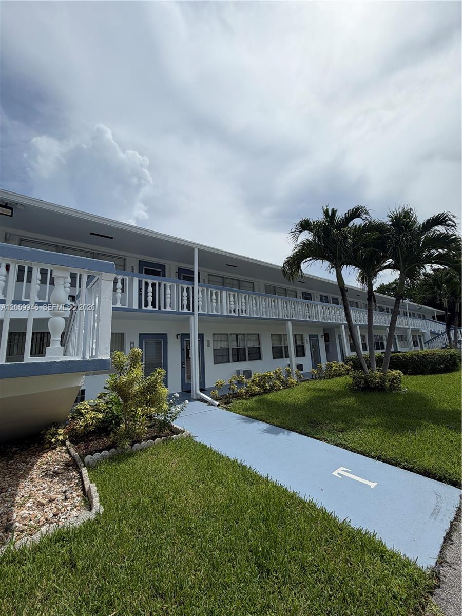 421 Tilford T #421 main architectural view