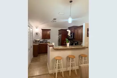 17225 NW 7th St, Pembroke Pines, FL 33029 - Photo 5