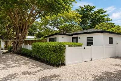 1415 SW 27th Ct, Fort Lauderdale, FL 33315 - Photo 5