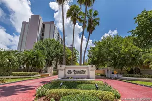 16919 N Bay Rd, Sunny Isles Beach, FL 33160 - Photo 3