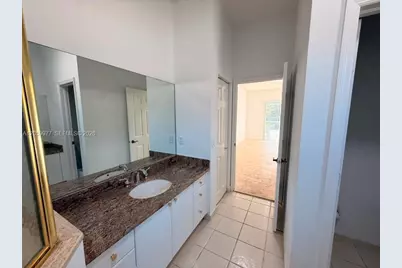 420 SE 23rd Ln #420, Homestead, FL 33033 - Photo 11