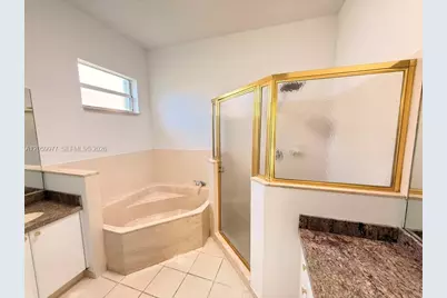 420 SE 23rd Ln #420, Homestead, FL 33033 - Photo 17