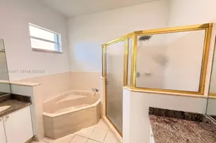 420 SE 23rd Ln, Homestead, FL 33033 - Photo 17