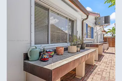 2021 N 52nd Ave, Hollywood, FL 33021 - Photo 25
