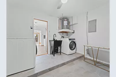 2021 N 52nd Ave, Hollywood, FL 33021 - Photo 15