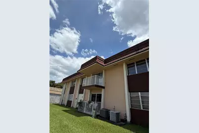 5501 SW 77th Ct #204C, Miami, FL 33155 - Photo 3