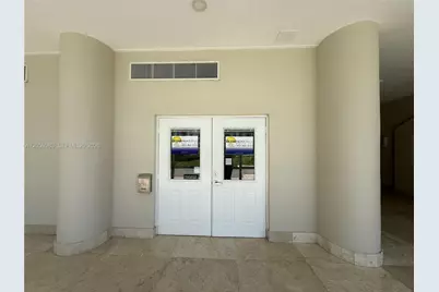 5005 Collins Ave #C2, Miami Beach, FL 33140 - Photo 3