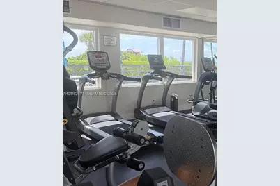 5005 Collins Ave #C2, Miami Beach, FL 33140 - Photo 9