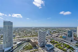 92 SW 3rd St, Miami, FL 33130 - Photo 31