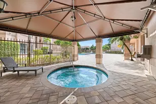 2926 S University Dr, Davie, FL 33328 - Photo 21
