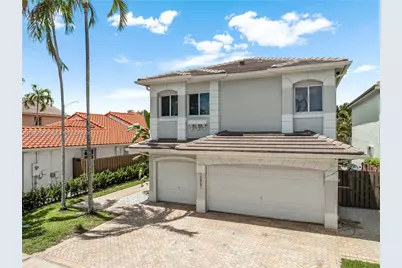10865 NW 73rd Ter, Doral, FL 33178 - Photo 3