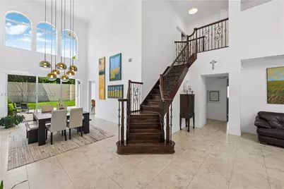 10865 NW 73rd Ter, Doral, FL 33178 - Photo 5
