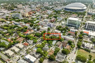 1121 NW 5th St, Miami, FL 33128 - Photo 5