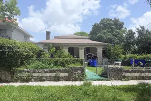 1121 NW 5th St, Miami, FL 33128 - Photo 3