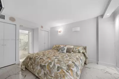 465 Ocean Dr #303, Miami Beach, FL 33139 - Photo 13