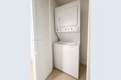 185 SW 7th St #2503, Miami, FL 33130 - Photo 23
